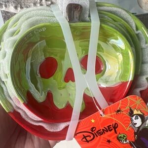 POISON APPLE Halloween Measuring Cups